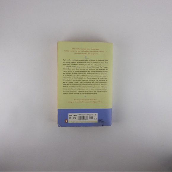 3/$10 - The Penguin Classic Baby Name Book by Carol McD. Wallace - Picture 12 of 12